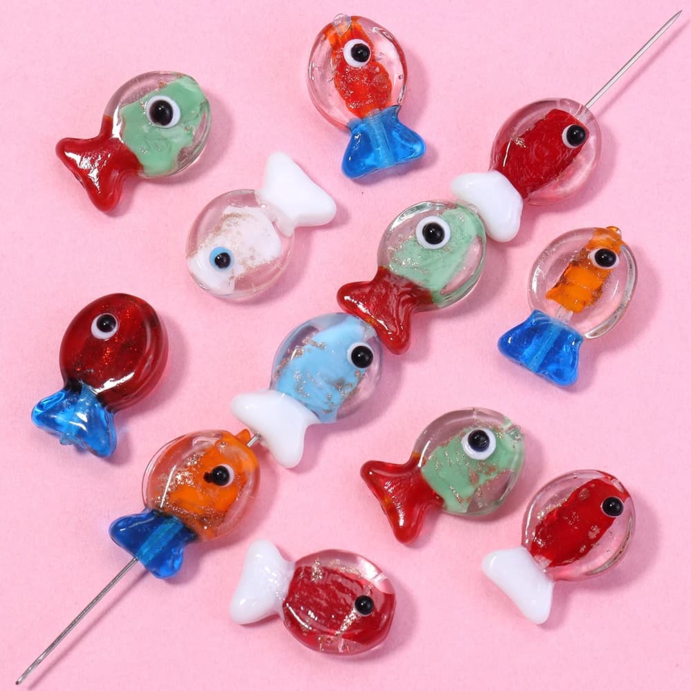 2pcs/lot Cute Lampwork Beads Cartoon Small Fish Glass Beads Loose Beads For DIY Jewelry Making Necklace Bracelet Earrings