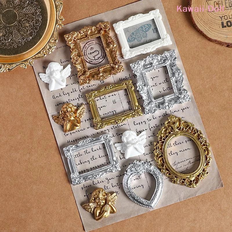 [DO]4Pcs Mini Dollhouse Simulation Retro Baroque Small Photo Frame European Picture Frame Resin Exquisite Relief Ornament[DO]