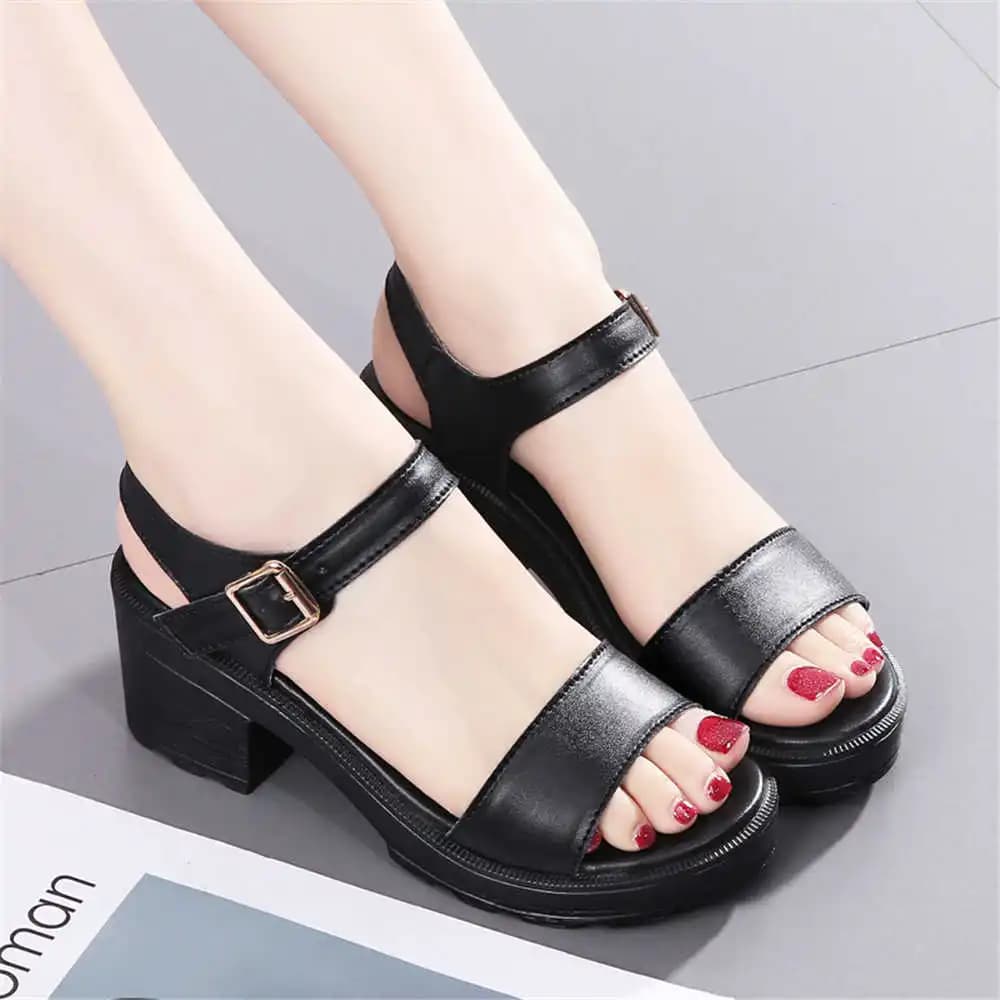 Stivali da esterno antiscivolo in pelle sintetica Scarpe da donna Sandali Pantofole per sneakers da donna Sport Intrattenimento Strada
