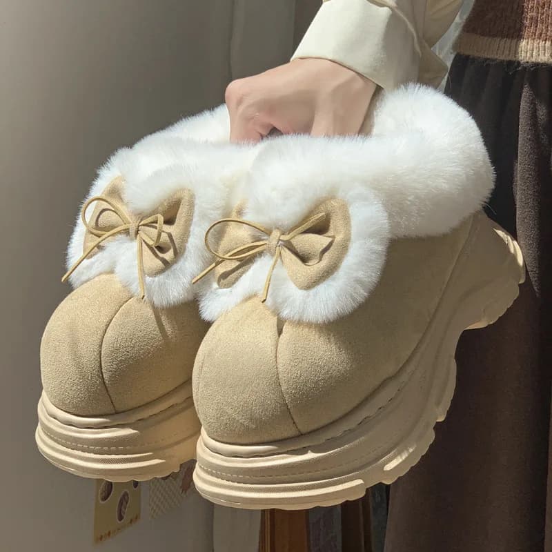 Calde pantofole soffici in pelliccia sintetica per le donne Scarpe con plateau invernali Morbida peluche Suola spessa Fiocco carino Stivali da neve da strada per interni