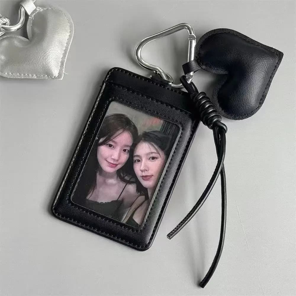 Portacarte in PU Stile Coreano Dolce e Trendy con Ciondolo a Cuore Serie MIU per ID, Tessera Autobus, Carta Scolastica, Portachiavi