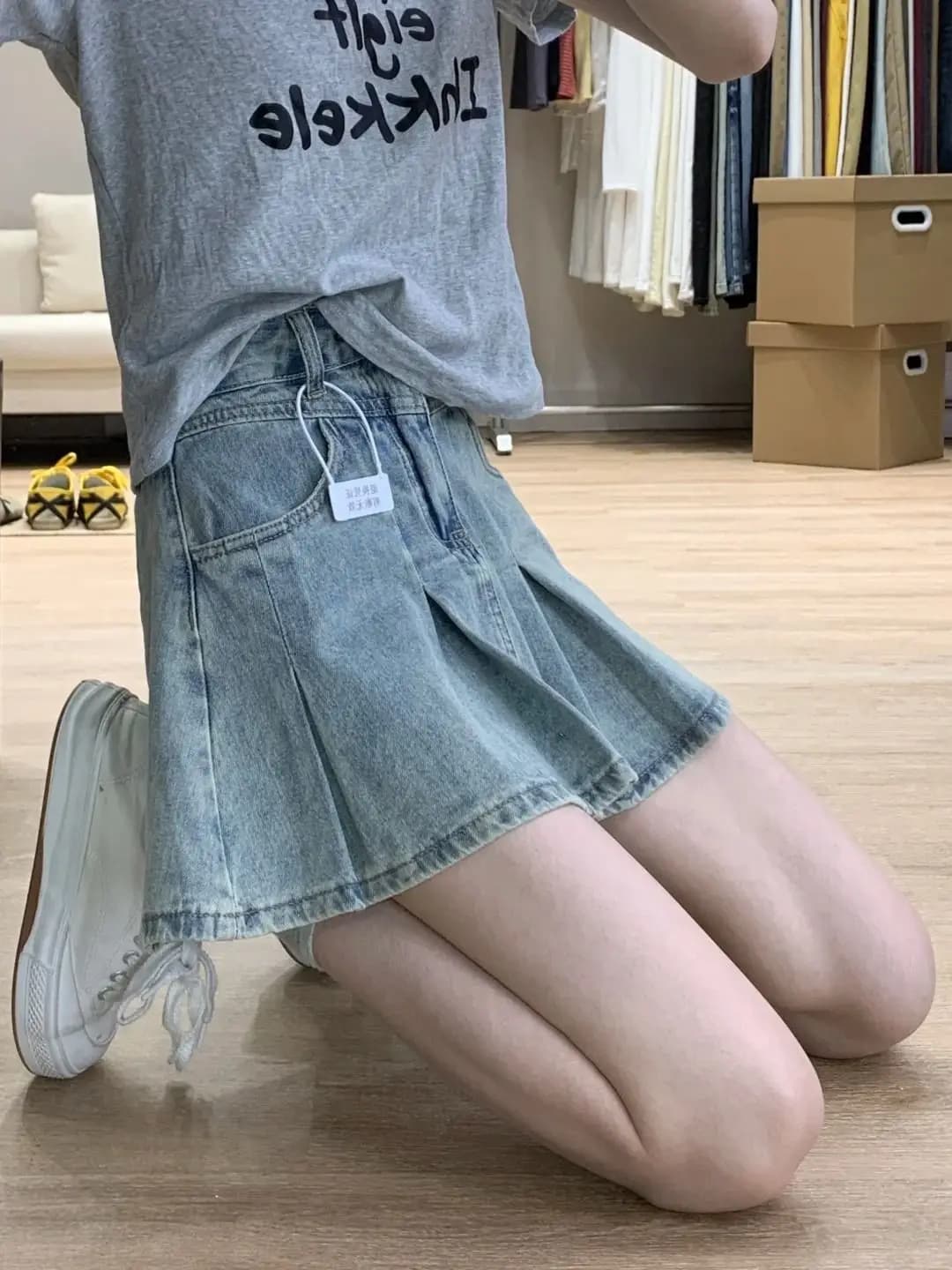 Women High Waist Denim Pleated Skirt Vintage Washed A-Line Mini Skirt Casual Fashion Short Jeans Skirt