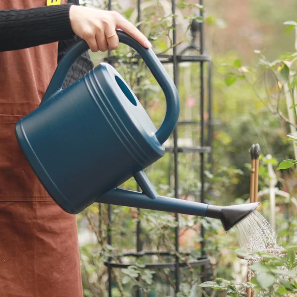 1L/2L Watering Can Pot Plastic Garden Plants Flower Spray Water Kettle Large Capacity Long Mouth Watering Device for Houseplants