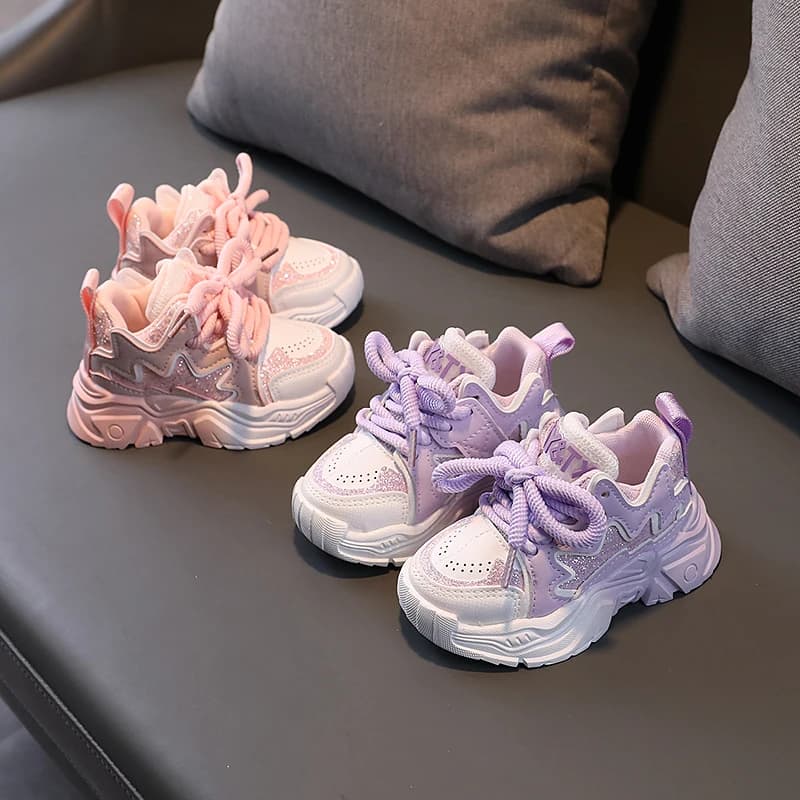 Scarpe per Bambini 2026 Nuove Scarpe Sportive per Bambine con Suola Morbida Traspiranti da Esterno Tennis Moda Sneakers per Bambini EU21-30