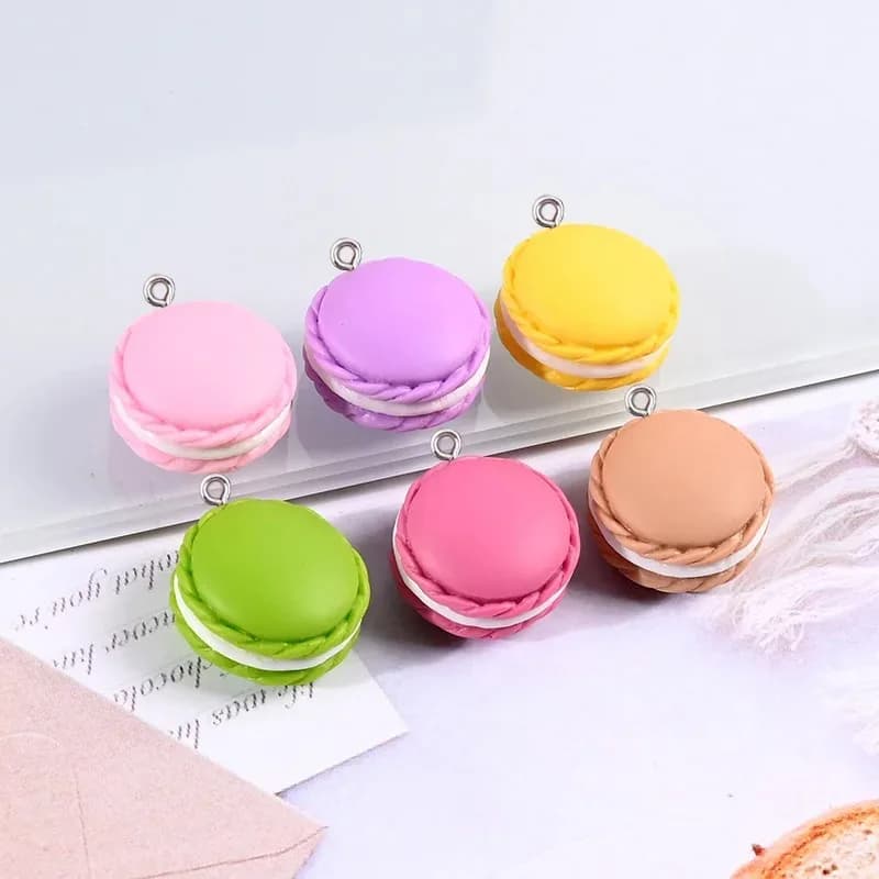 10 pz/lotto Simpatico Macaron Del Fumetto Del Biscotto Del Pendente Della Resina Cibo Pendenti e Ciondoli per Gioielli FAI DA TE Che Fanno Accessori Collana Orecchino Fatto A Mano