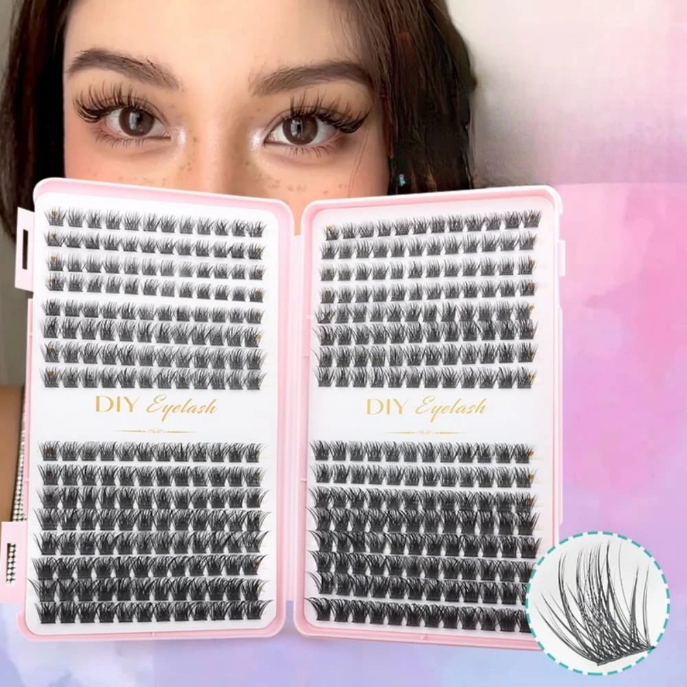 A 384pcs Eyelash Extension Set Designed to Enhance The Outer Corners of The Eyes, Showcasing a Natural, Thick, And Curled 3D Sty