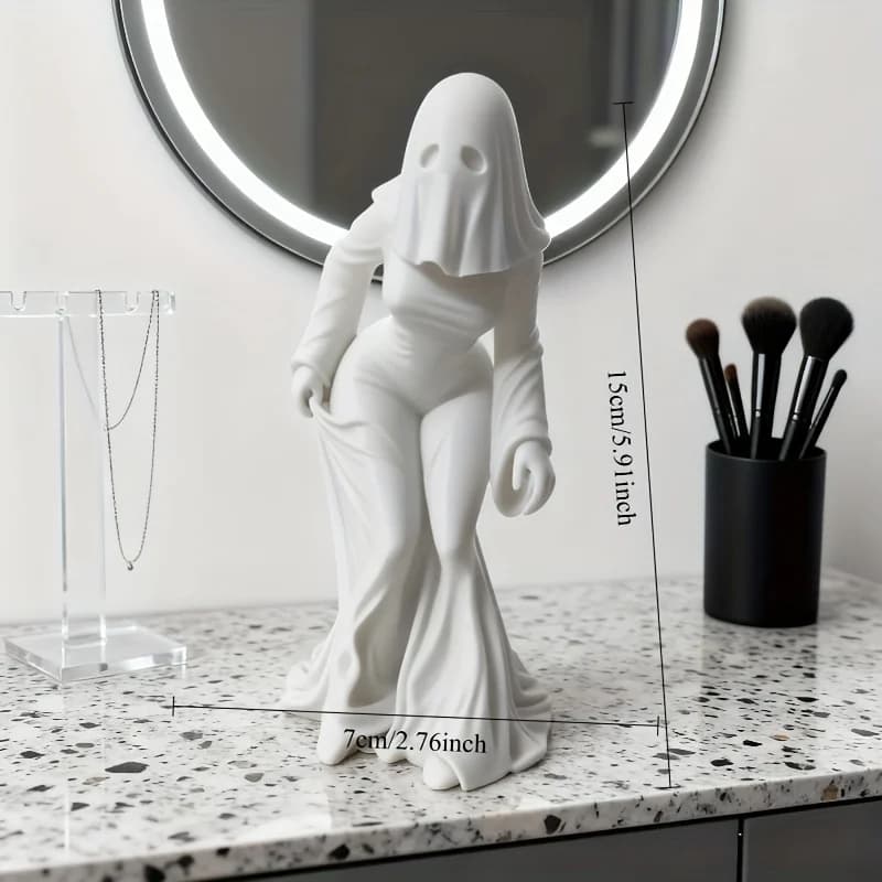 Una statuetta fantasma, con vestiti attillati, è perfetta per il posizionamento di una scrivania o vicino all'ingresso. Si adatta a varie impostazioni e