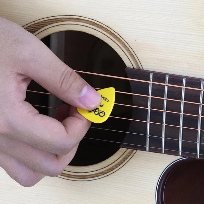 Plettri per chitarra di diverse spessori, 20/50 pezzi, resistenti, per chitarra acustica ed elettrica, accessori musicali