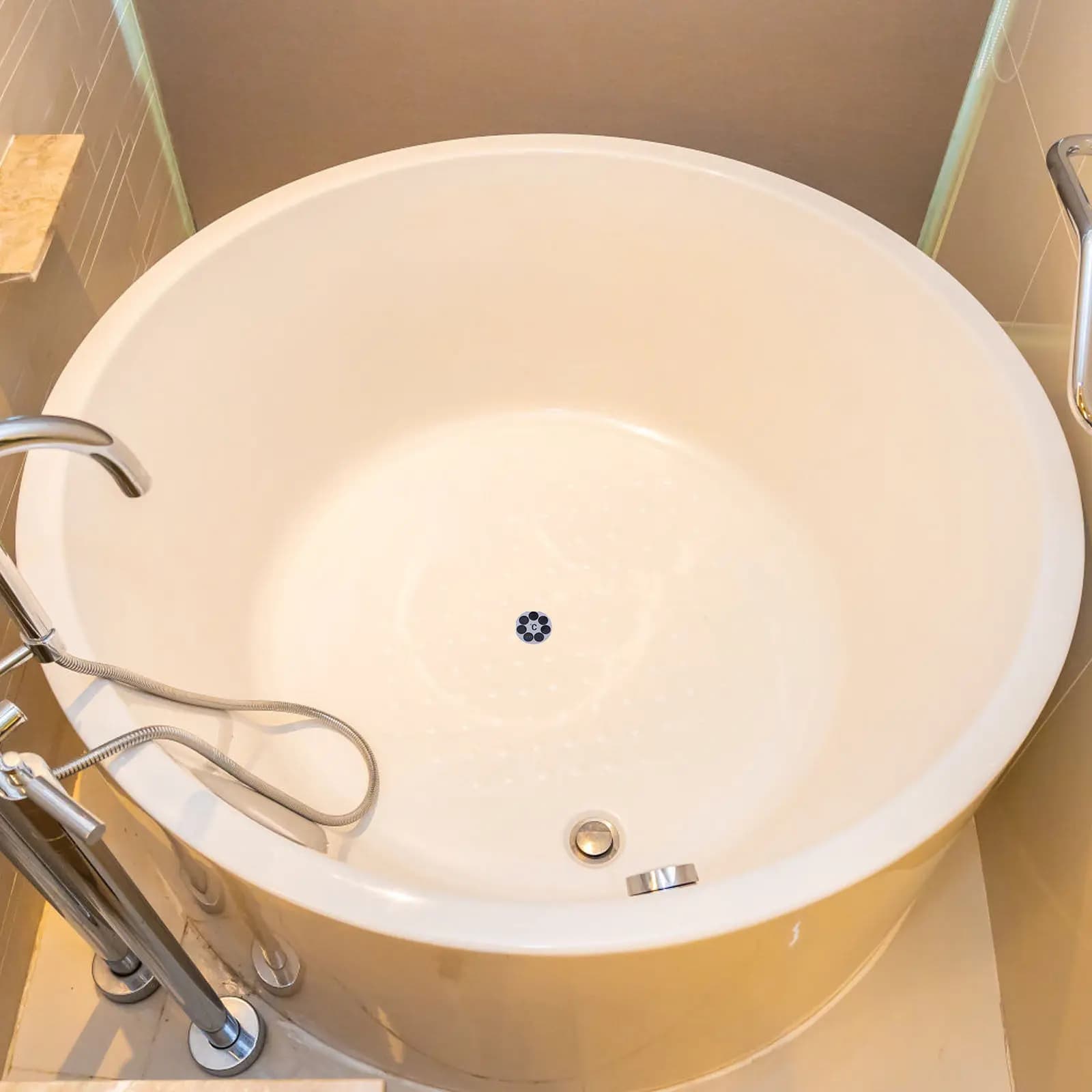 Set di 8 Adesivi Rotondi per il Monitoraggio della Temperatura dell'Acqua nella Vasca da Bagno per Bambini, Indicatore LCD Essenziale per il Bagno Sicuro dei Neonati