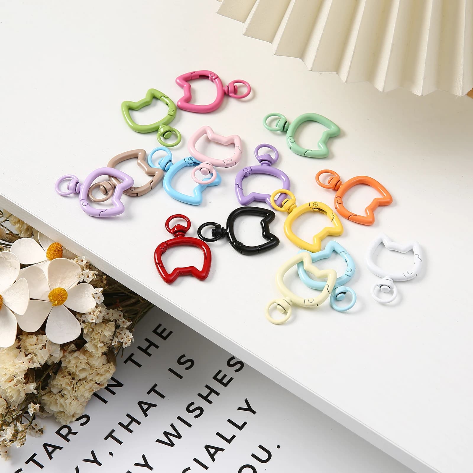 Cute Cat Shape Spring Ring Clasps, Colorful Alloy Openable Cat Ear Key Rings for DIY Jewelry, Bag Charms & Keychain Accessories