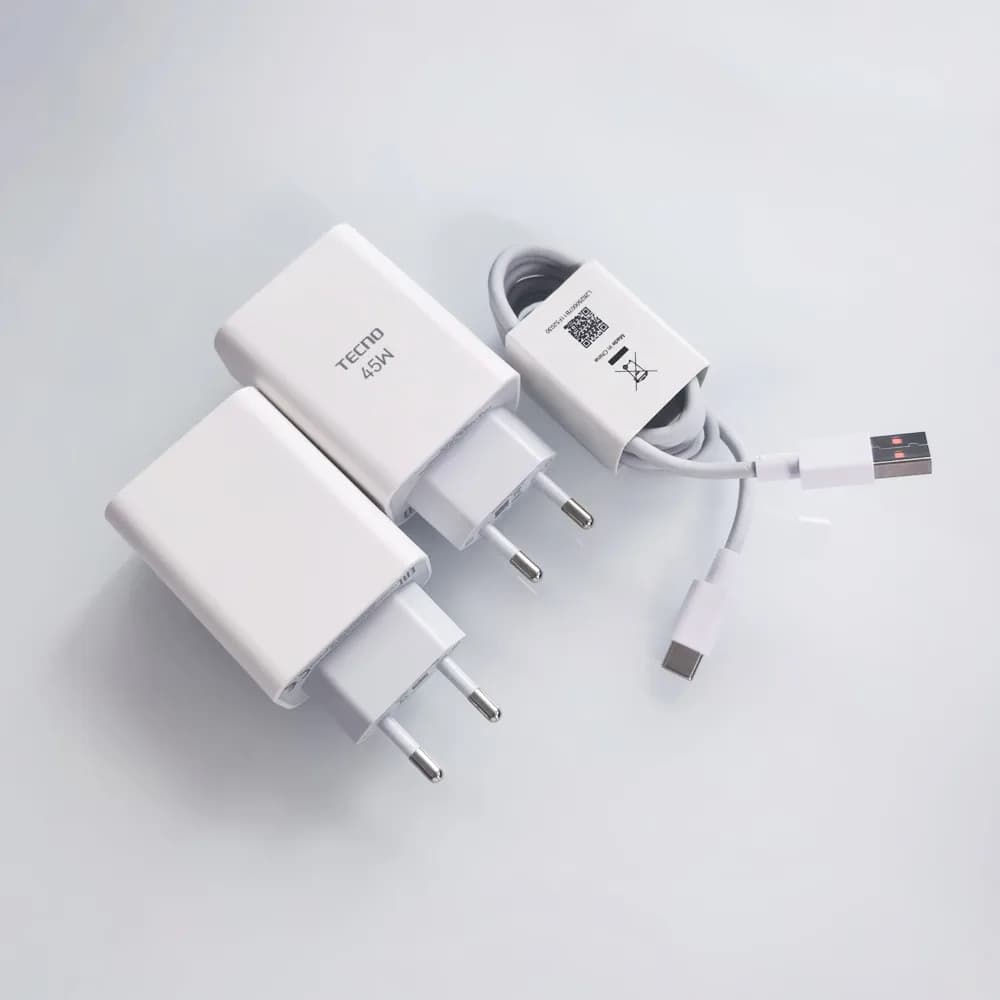 Tecno 45W Caricabatterie rapido UE Adattatore di alimentazione a ricarica rapida Cavo USB tipo C per Tecno Spark 30 20 10 Pro + Camon 20 30S 40 Pro Pova 6 5