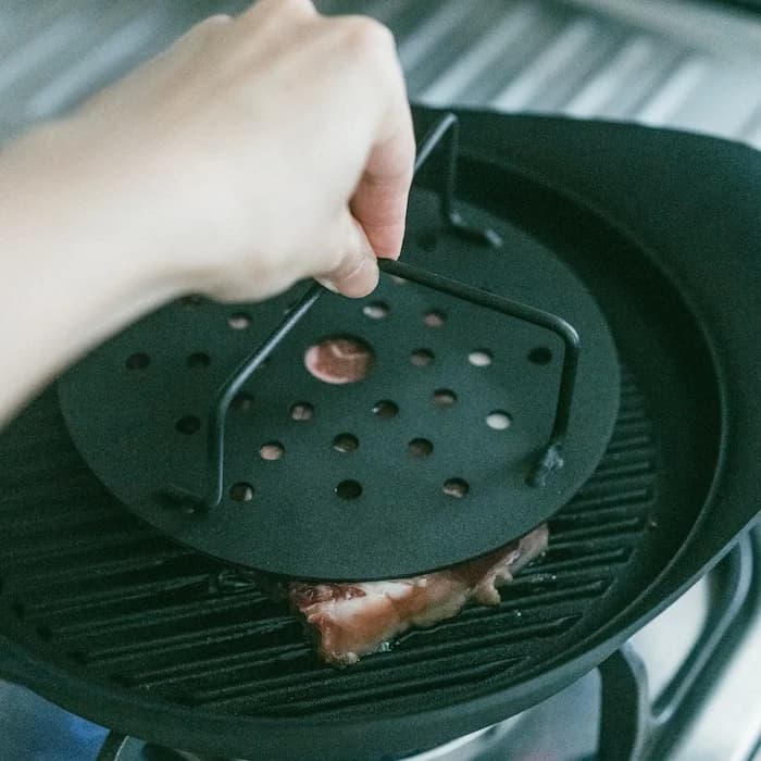 Utensile da Cucina Originale per BBQ, Piastra in Ferro per Bistecche, Sandwich, Pancake e Altri Cibi