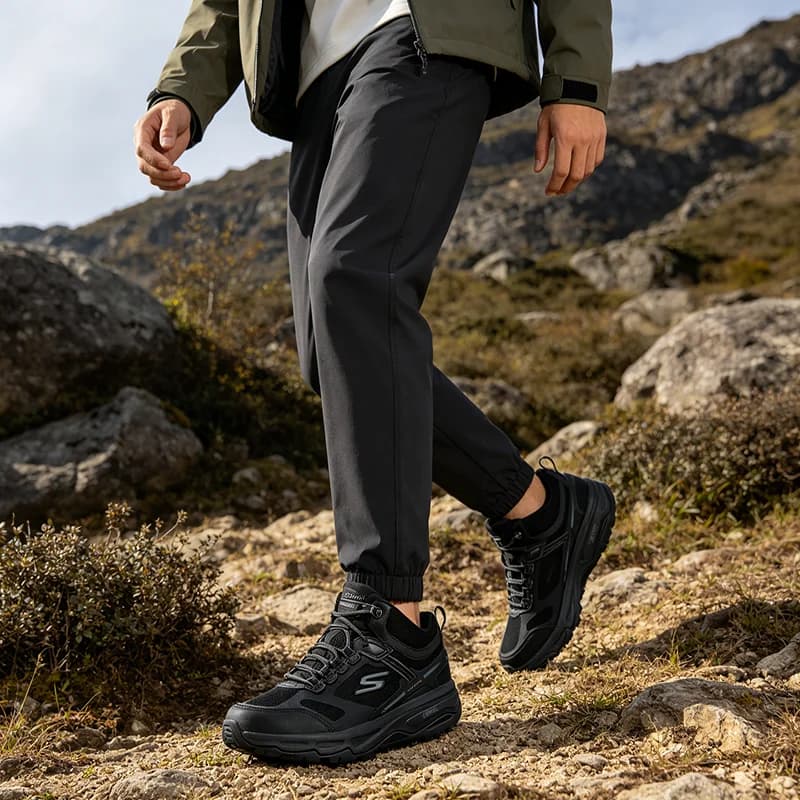 Scarpe da corsa da uomo originali Skechers, tutte nere, traspiranti, ammortizzate, resistenti all'usura 220920C-BBK