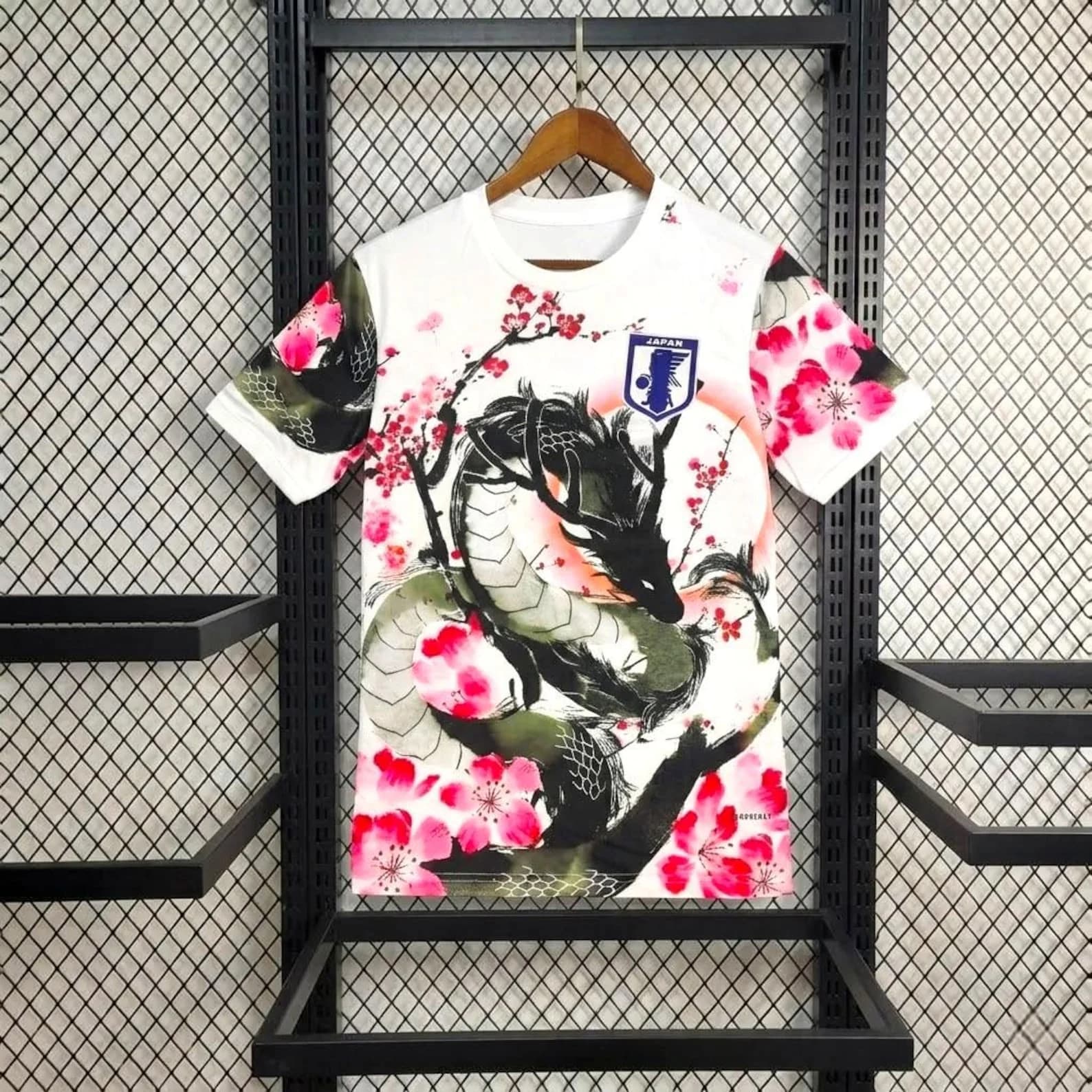 T-shirt Giapponese Drago Sakura – Maglia Streetwear Stile Anime Giapponese – T-shirt Grafica Floreale Dragon Ball Unisex Personalizzabile