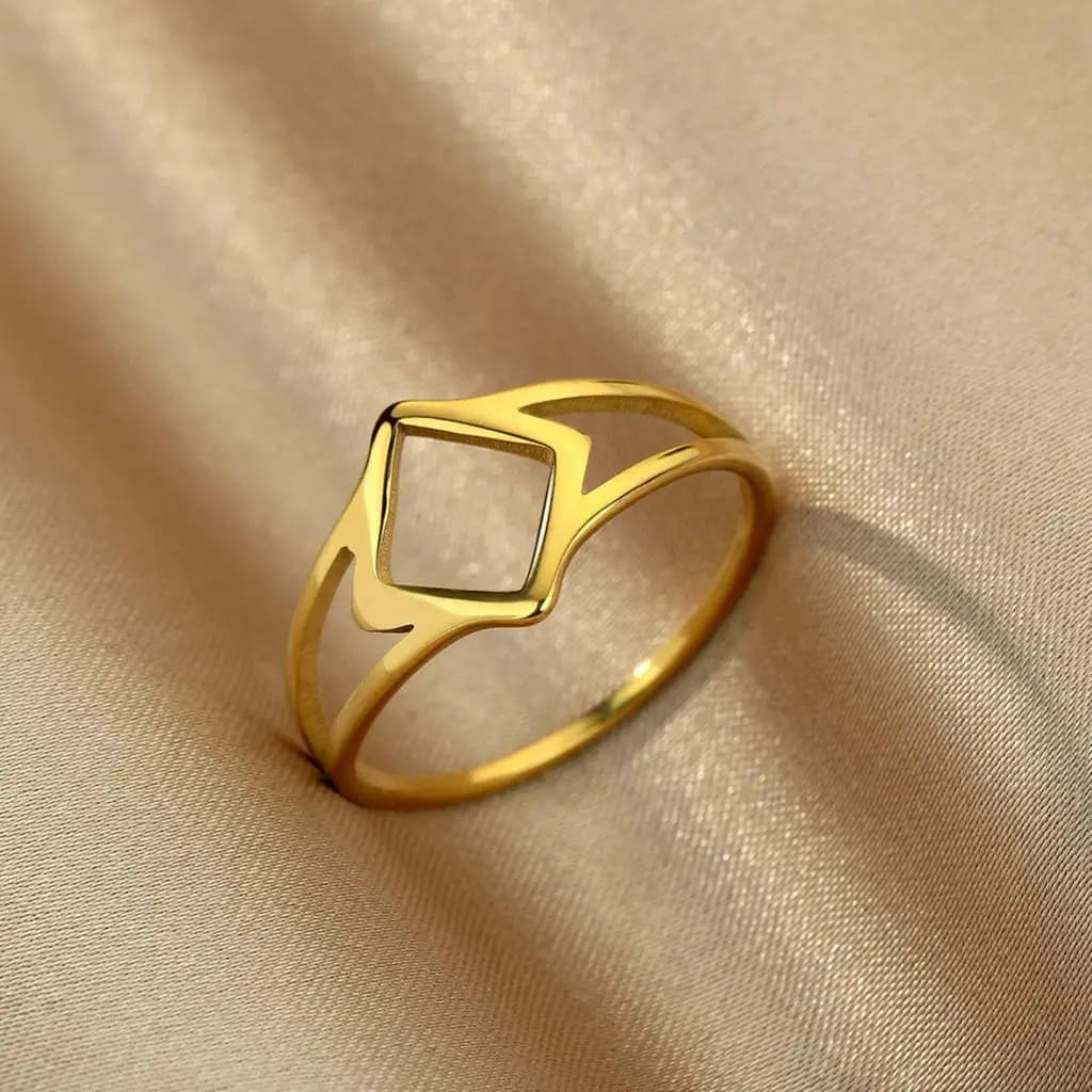 Kinitial Fashion Simple Laser Engraved Stainless Steel Simple Hollow Rhombic Wedding Party Ring Personalized Commemorative Gift