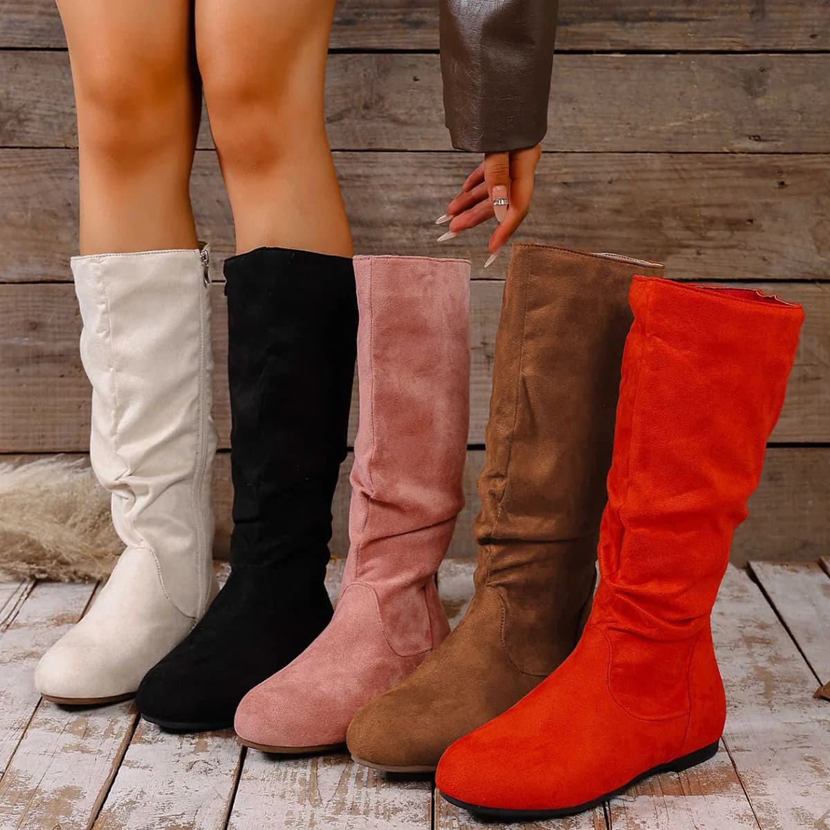 2026 New Fashion Round Toe Suede Anti Slip Casual Motorcycle Boots for Winter Comfort Sexy Plus Size Knight Boots for Women