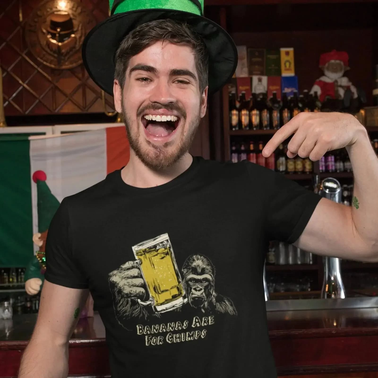 Maglietta Beer Drinking Gorilla t shirt Bananas are for Chimps Versione scura vintage Lavata Elegante Leggermente unisex Grafica Versatile