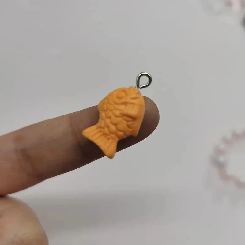 10Pcs Lovely Korea Koi Fish Floating Resin Charms Mini Simulation Pendants DIY Craft Accessories For Earrings Keychains