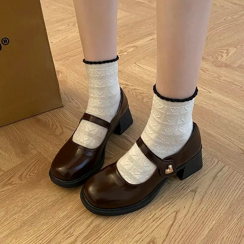 Scarpe Mary Jane da Donna 2026 Nuove in Pelle PU Stile Britannico Marroni con Tacco Grosso Alto che Aumenta l'Altezza Primavera Autunno