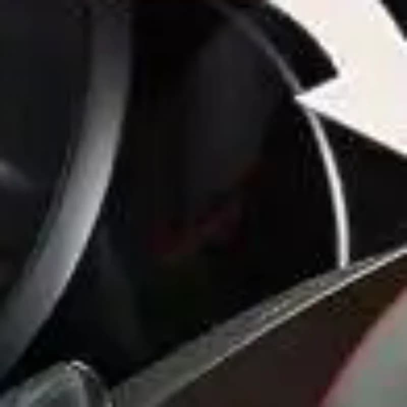 Coprivolante per Auto in Pelle Cucito a Mano, Traspirante, Antiscivolo, Universale, Adatto per Volanti da 38cm, con Fascia Elastica e Decorazione a Trama