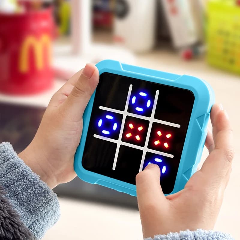 Gioco Elettronico Tic Tac Toe Portatile, Gioco da Tavolo Strategico per Due Giocatori, Giocattolo Puzzle LED per Feste, Famiglia, Bambini e Adulti