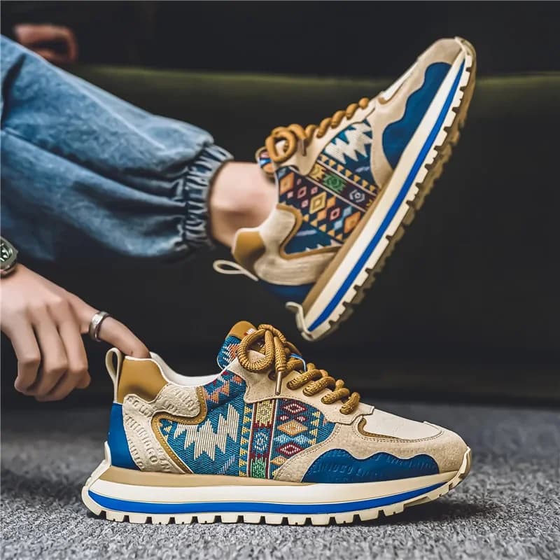 Scarpe sportive da uomo ricamate in stile cinese, nuove scarpe casual famose su Internet versatili in tessuto confortevole autunno 2024