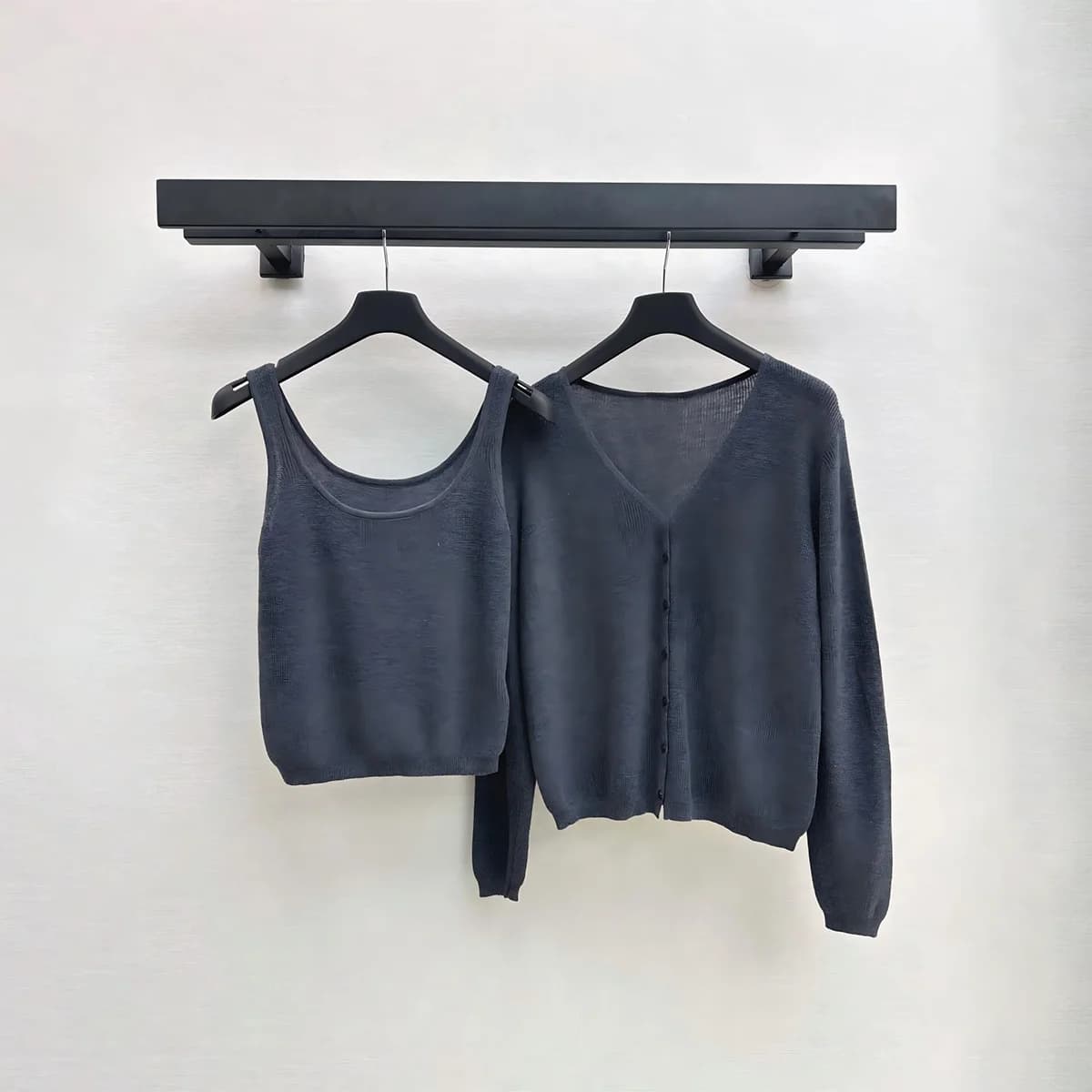 2026 High Quality Women's Thin Knitted Two Piece Set Long Sleeve Cardigan Gentle Loose Sunscreen Set--hb727