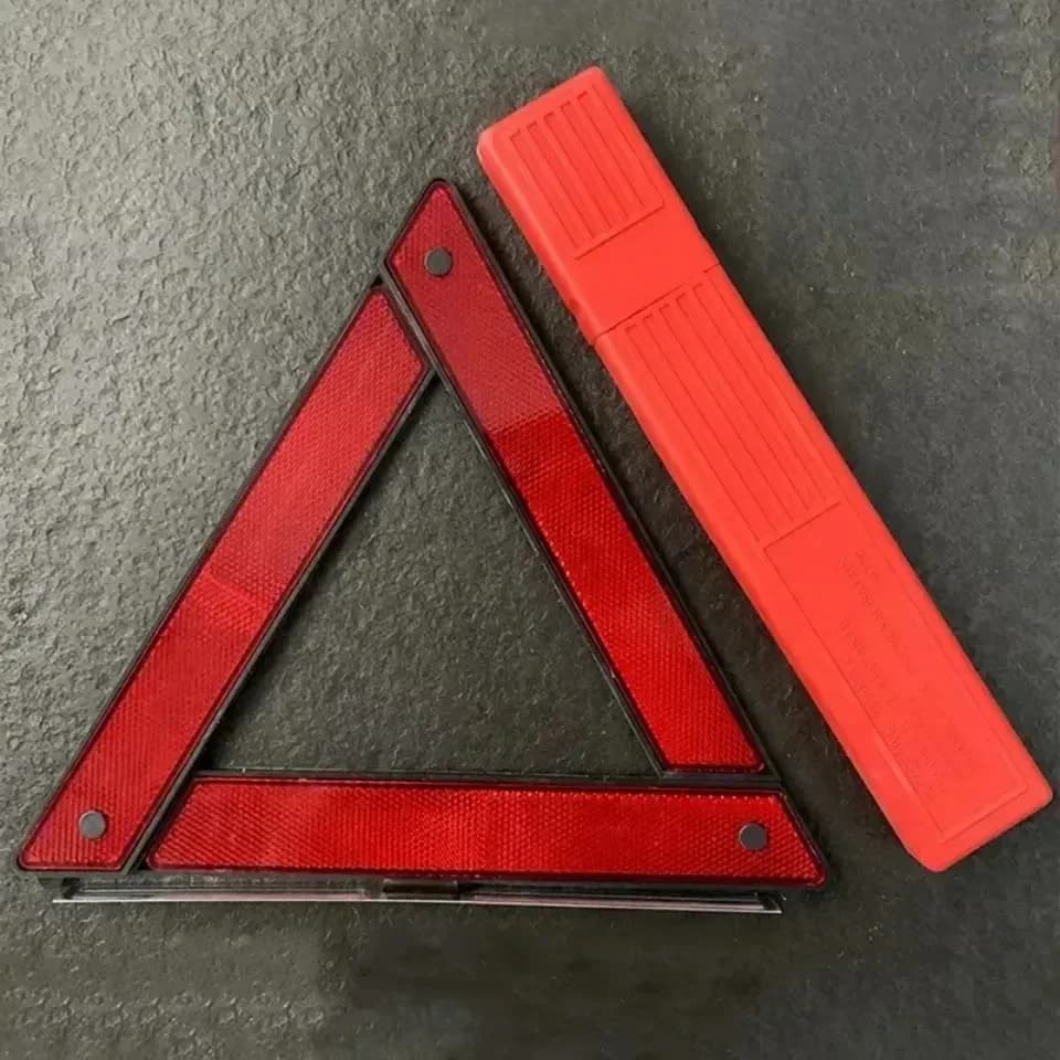 Triangolo per auto Treppiede riflettente rosso Telaio pieghevole Segnale di stop per pericolo di sicurezza stradale Accessori per auto per guasto di emergenza automatico