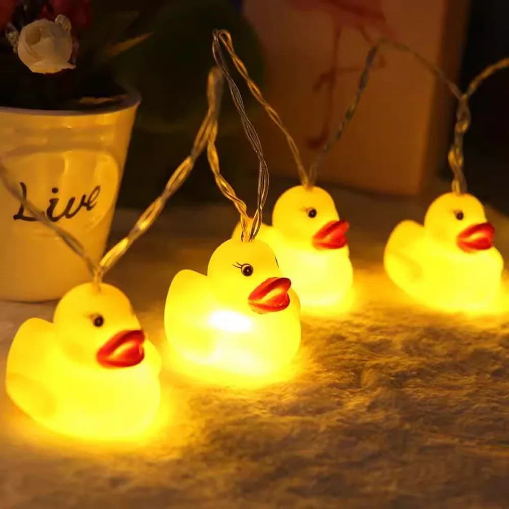 Stringa di luci a LED con anatra gialla per decorazioni per feste