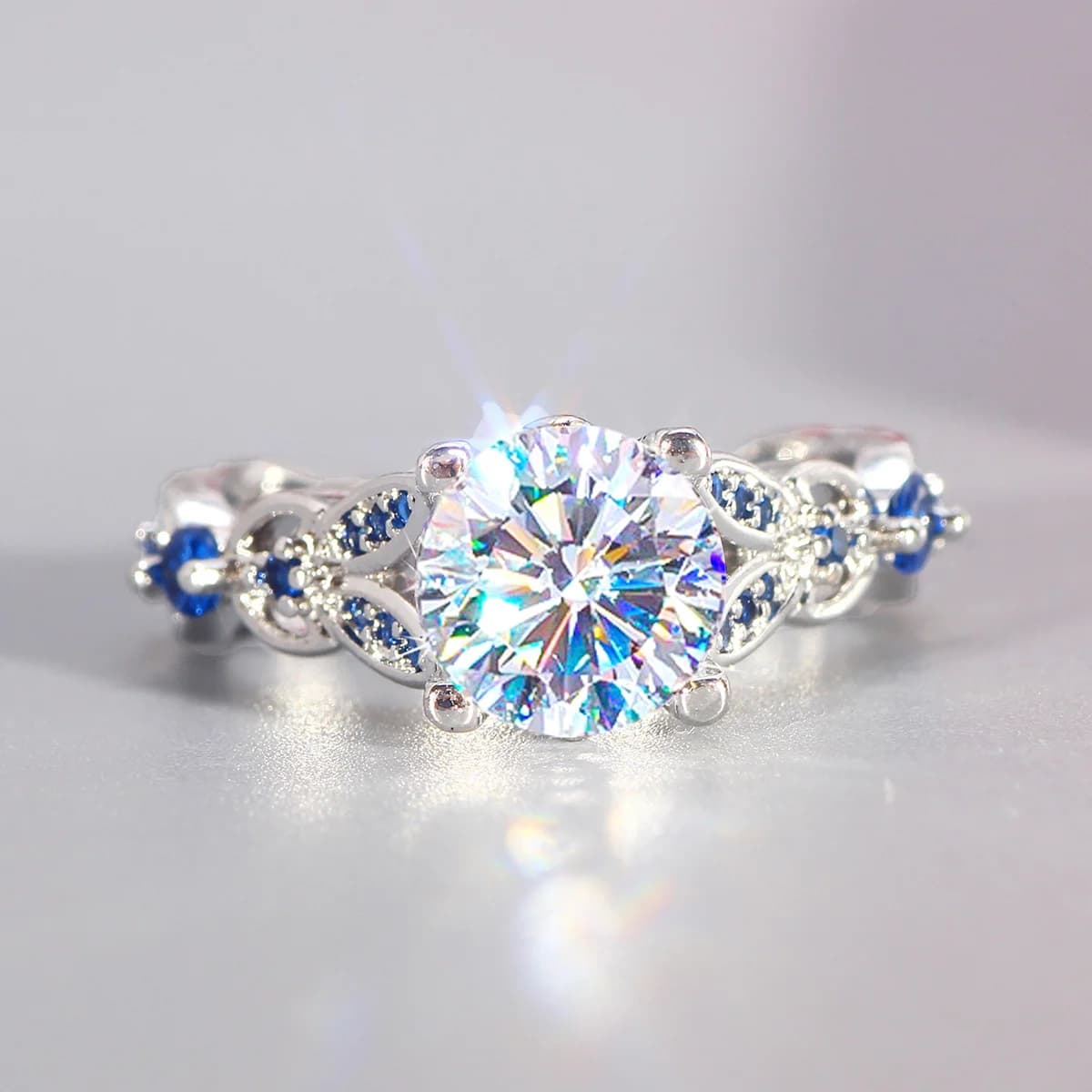 1Pc Shiny Luxury Hollow Pattern Synthetic Zirconia Ring Bridal Wedding Commitment Ring Exquisite Valentine's Day Gift Christmas Gift Anniversary Gift