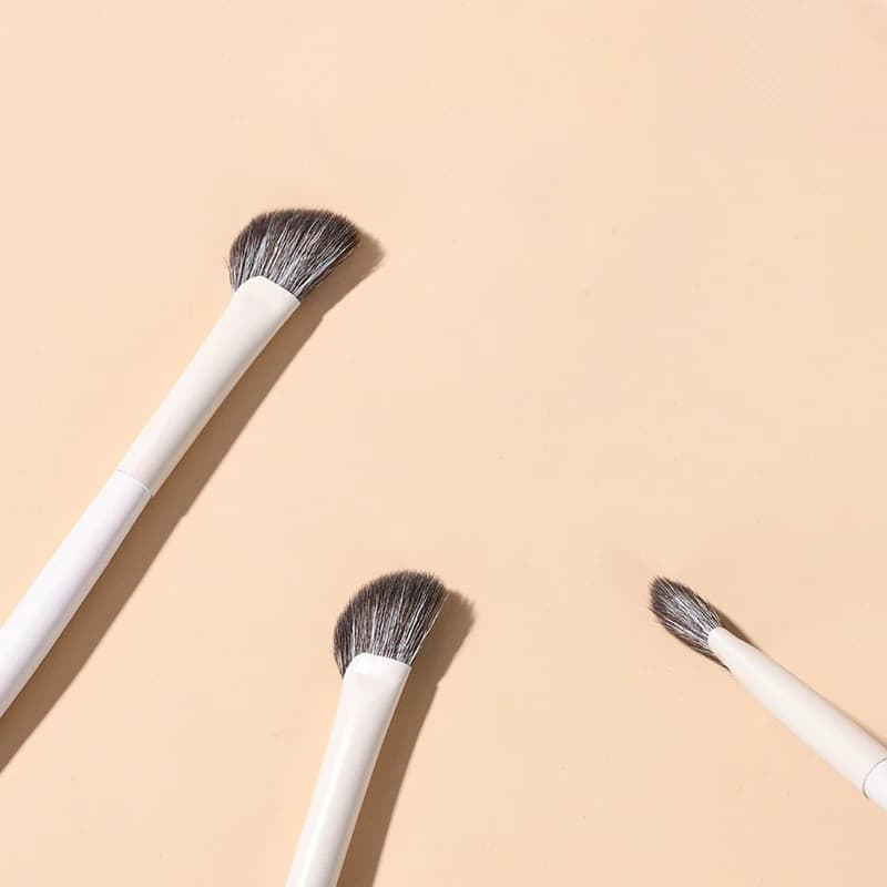 1 Pennello da Trucco a Mezzo Semicerchio per Contorno, Pennello Professionale per Ombretto Naturale e Sfumature, Pennello per Contorno Naso