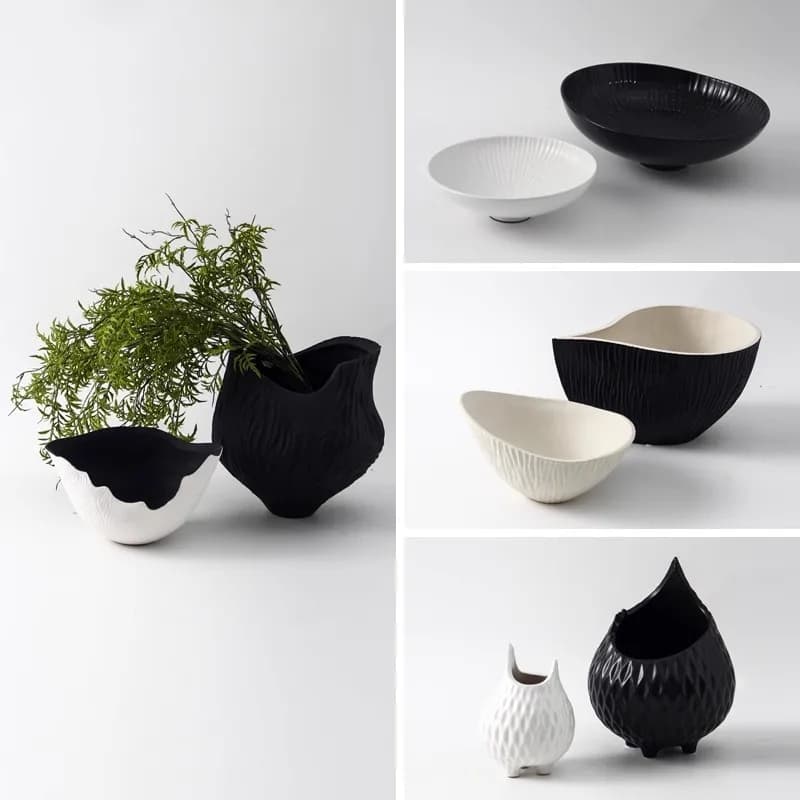 Composizione floreale moderna di lusso, vaso in ceramica bianco e nero, portafrutta, inserto per fiori secchi, soggiorno