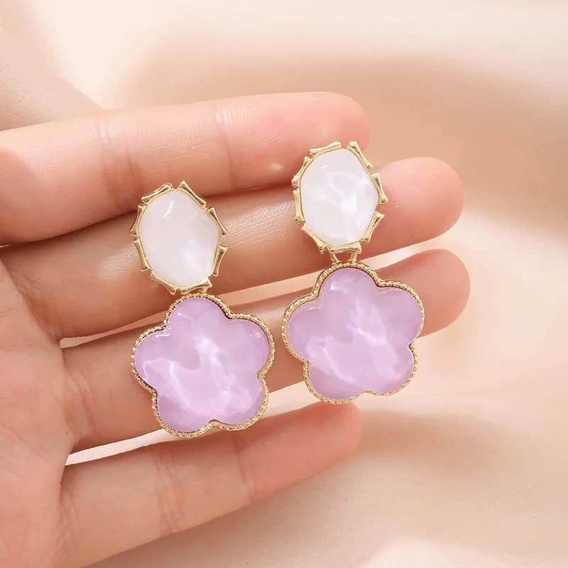 Iperbole Asimmetria Ondulazioni d'acqua Orecchini a stella a cinque punte per le donne Nuovi orecchini dal design unico Accessori per gioielli di moda