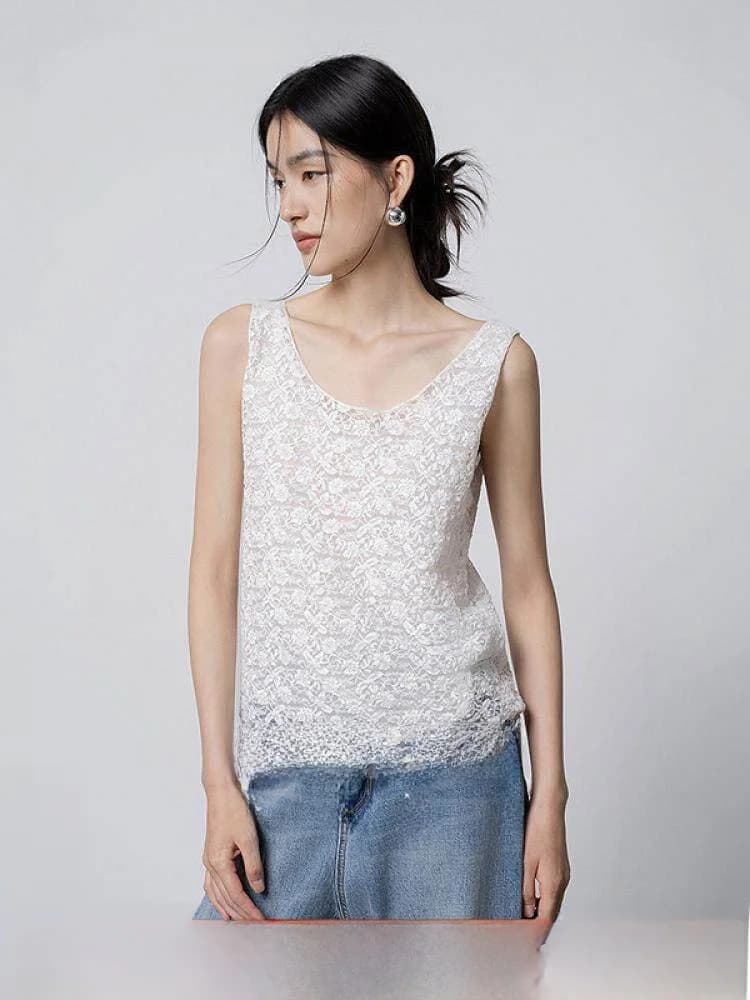 Elegant Lace Floral Language Beige Cropped Tank Top with Ruffle Spring 2026 New Style U-Neck Cotton Blend Stretchy Vest