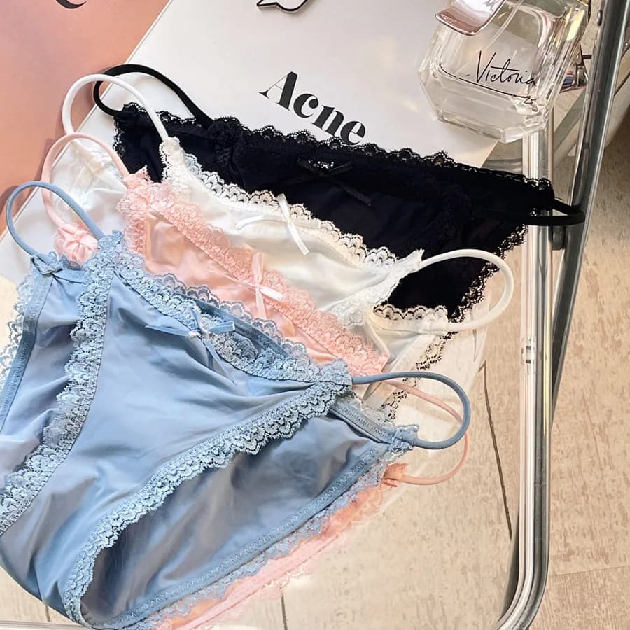 SP&CITY Intimo da donna sexy in seta di ghiaccio con pizzo sottile estivo Vita bassa Mutandine morbide senza cuciture Slip traspiranti con cavallo in cotone comfort