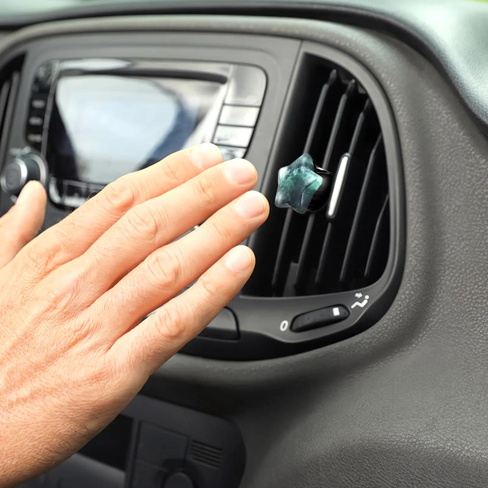 4 Pezzi Decorazioni a Forma di Luna e Cuore – Diffusore di Aromi per Auto, Deodorante per Bocchette di Ventilazione, Accessori Carini