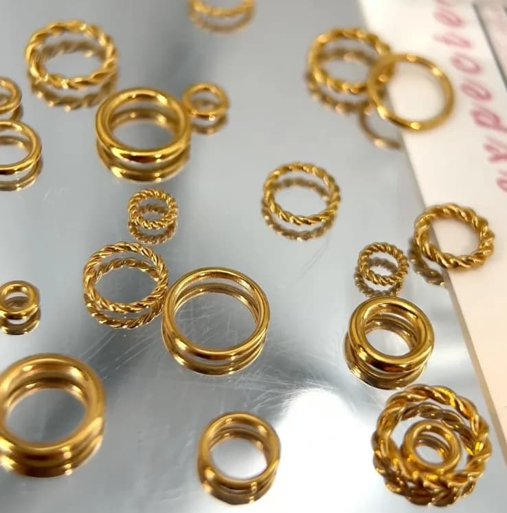 20 Pezzi Anelli di Giunzione a Cerchio Liscio in Acciaio Inossidabile, Spessi e a Corda Intrecciata, per Braccialetti Fai da Te e Accessori per Gioielli