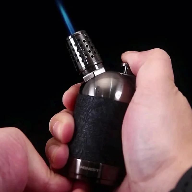 2026 Honest Durable Large Capacity High-End Cigar Lighter Windproof Torch Turbo Gas Lighter Smoking Accessories Gift