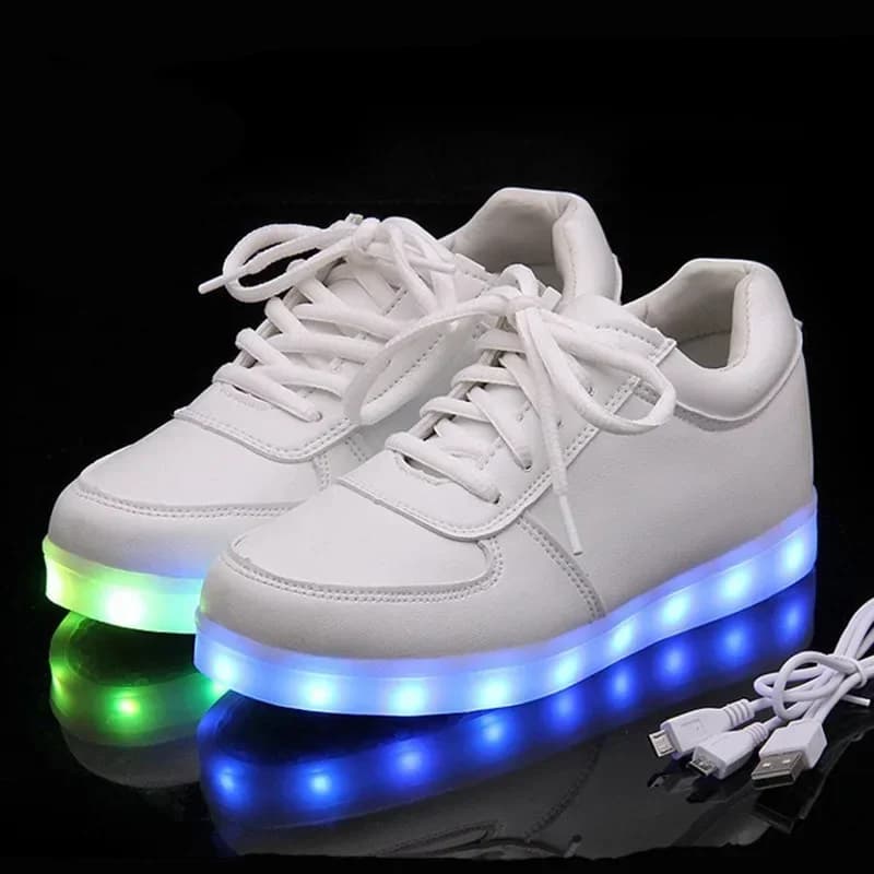 Maogu 2024 Adulto Unisex Donna Uomo Bambino Scarpe da ginnastica luminose Incandescente Carica USB Ragazzi LED Scarpe luminose colorate Calzature per ragazze