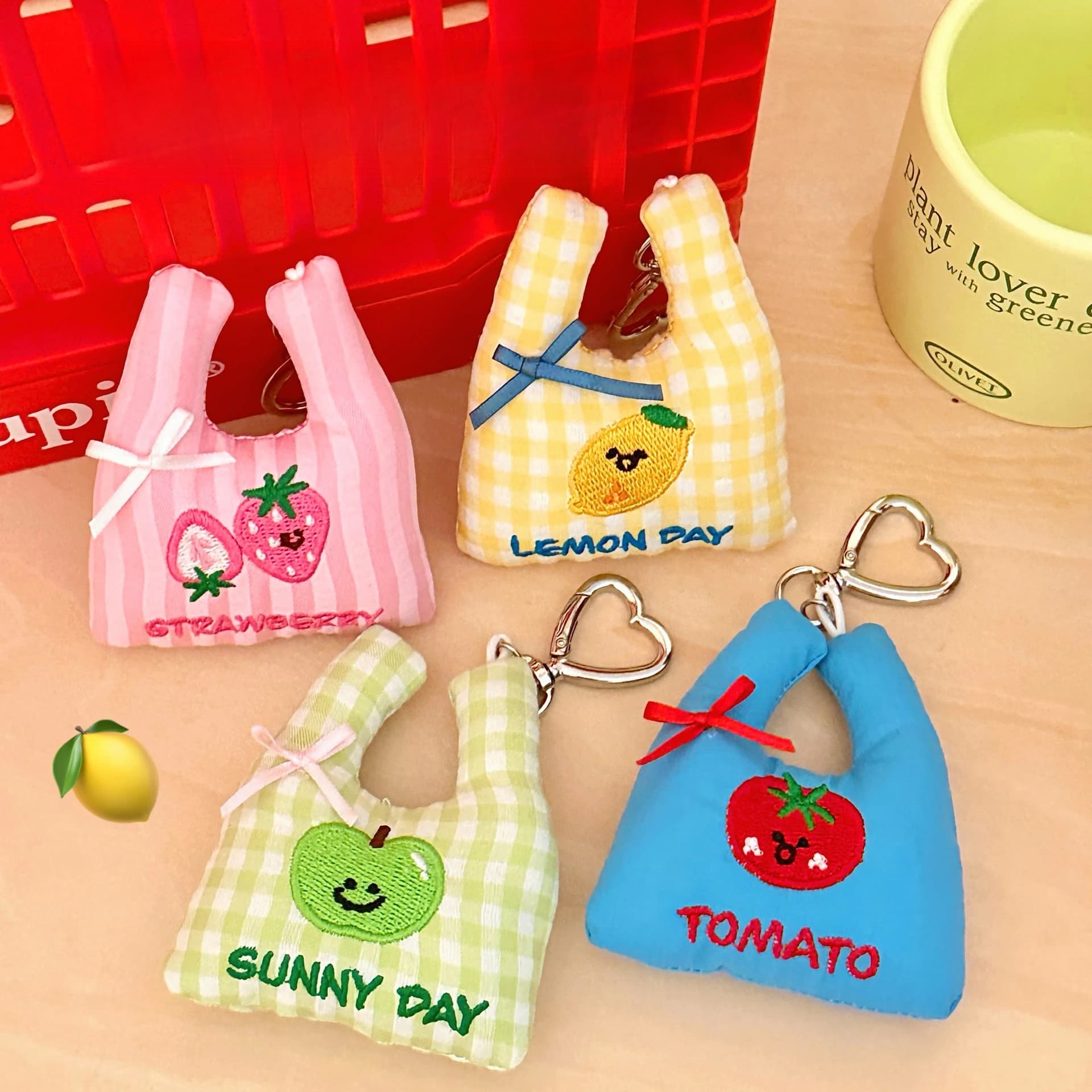Piccoli regali per le vacanze Decorazioni per zaini Portachiavi Pendenti per bambole decorative Simpatico cartone animato Borse per la spesa Decorazioni per ciondoli giocattolo