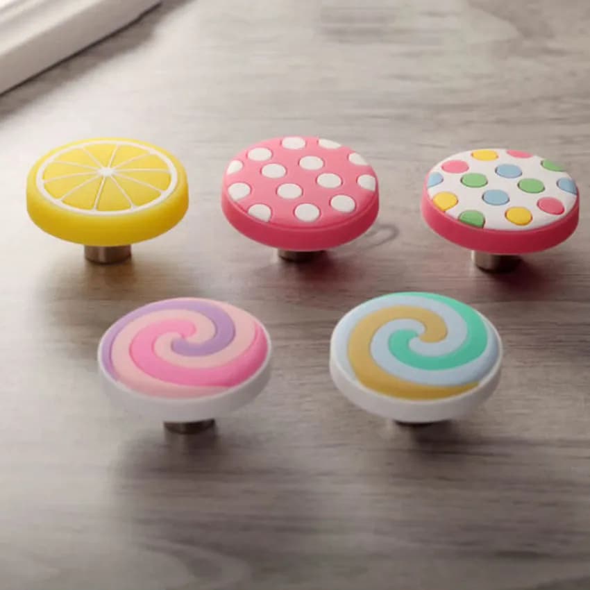 Colore colla morbida protezione ambientale camera dei bambini manopola per bambini cassetto caramelle scarpiera armadio vino simpatico cartone animato maniglia