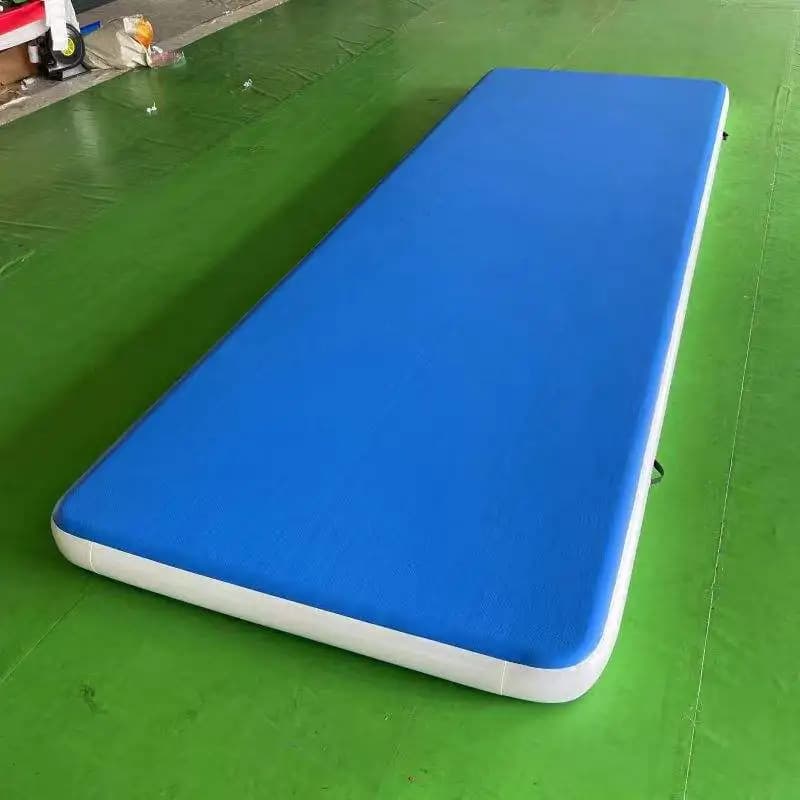 Tappetino Gonfiabile per Ginnastica 2x4x0,2m in PVC, per Uso Domestico, Yoga e Allenamento - Lunghezze Disponibili