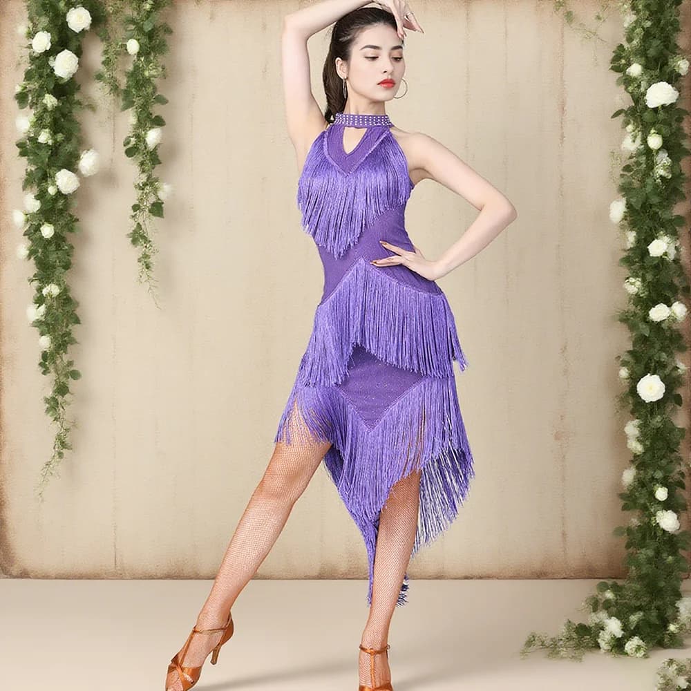Abito da ballo latino americano da donna per Tango e Salsa, con gonna a coda di rondine e frange, costume da ballo
