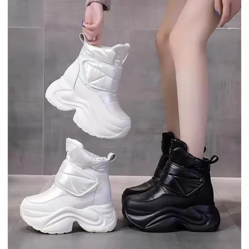 Stivali da neve da donna Inverno Nuova versione coreana alta Stivali da neve sportivi in cotone con suola spessa alla moda
