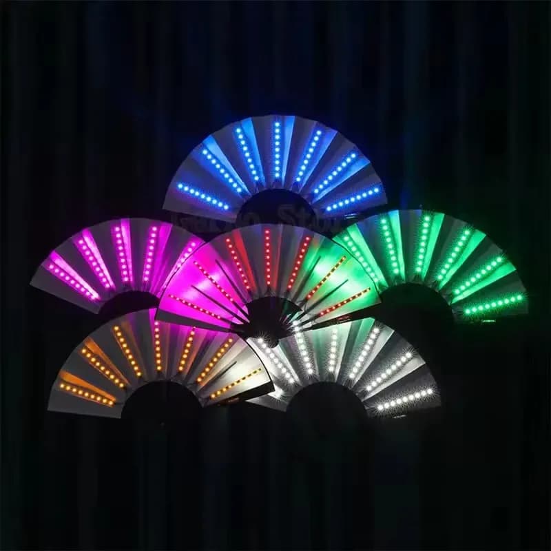 Ventaglio a LED pieghevole bagliore Ventaglio con luce danzante Spettacolo notturno Accessori per festival rave di Natale di Halloween Forniture per feste che si illuminano al buio
