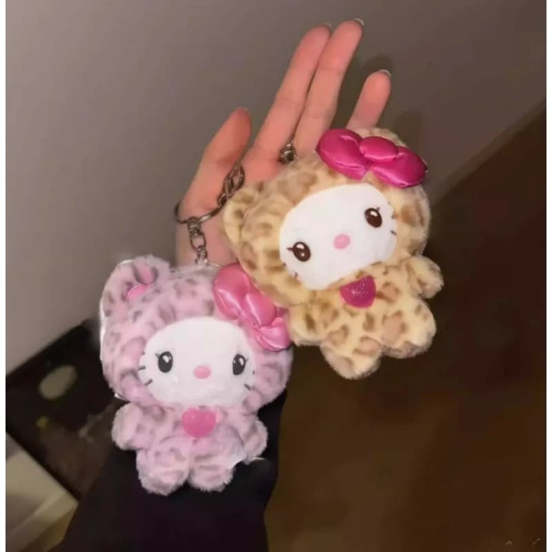Nuovo Portachiavi Sanrio Kawaii a Forma di Gatto, Ciondolo per Borsa in Peluche con Fiocco, Cerniera con Stampa Leopardata, Regalo per Ragazze, Ideale per Compleanni