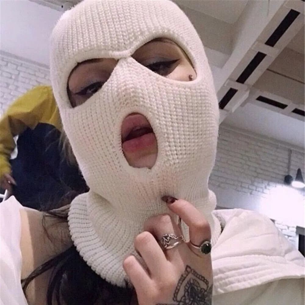 Cappelli in maglia integrale antivento per moto invernale Maschera da sci da uomo Passamontagna caldo cappelli ricamati Maschere cosplay da sci a 3 fori lavorate a maglia