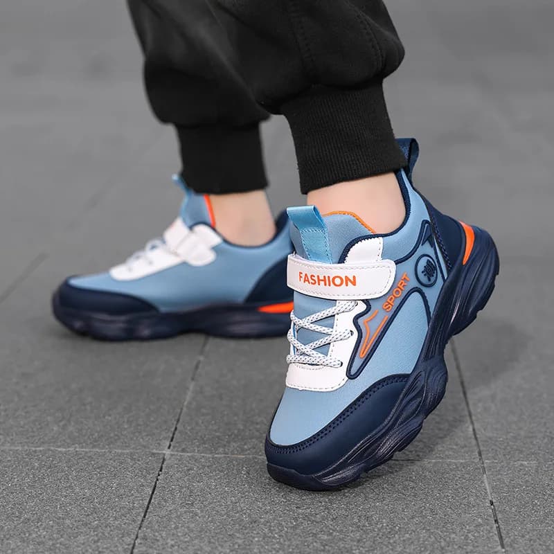 2025 Kids sports shoes new autumn Running shoes breathable fashionable and refreshing Simple and soft casual shoes light