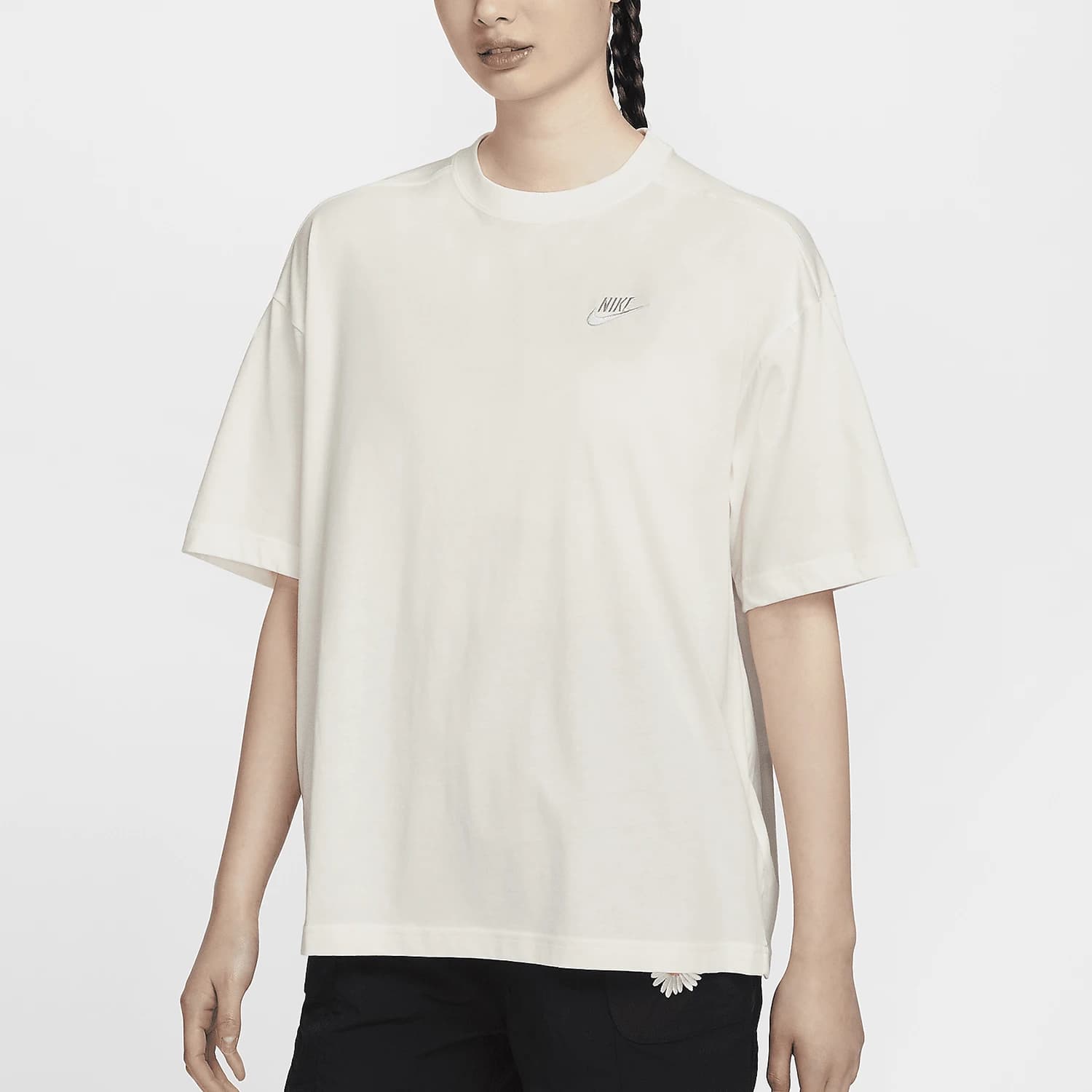 T-shirt a maniche corte con logo ricamato semplice da donna Nike genuina Sportswear HJ9427-133