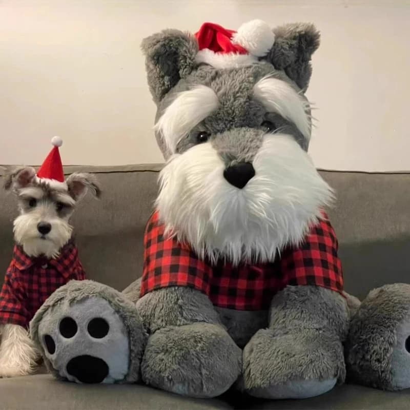 Realistico peluche Schnauzer con cappello da Babbo Natale camicia scozzese bambola di peluche morbida grande regalo di Natale per bambini adulti